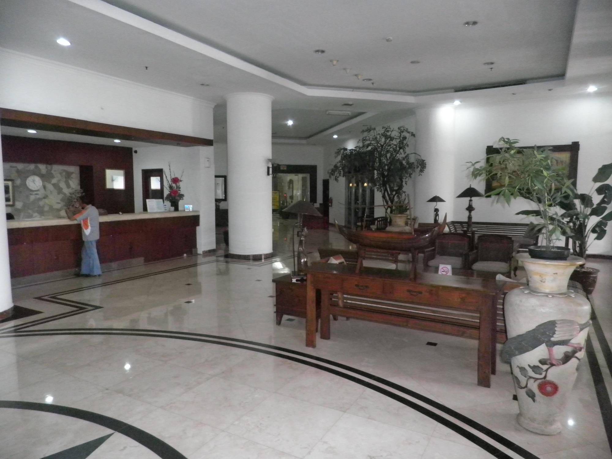 Mitra Bahari 3*